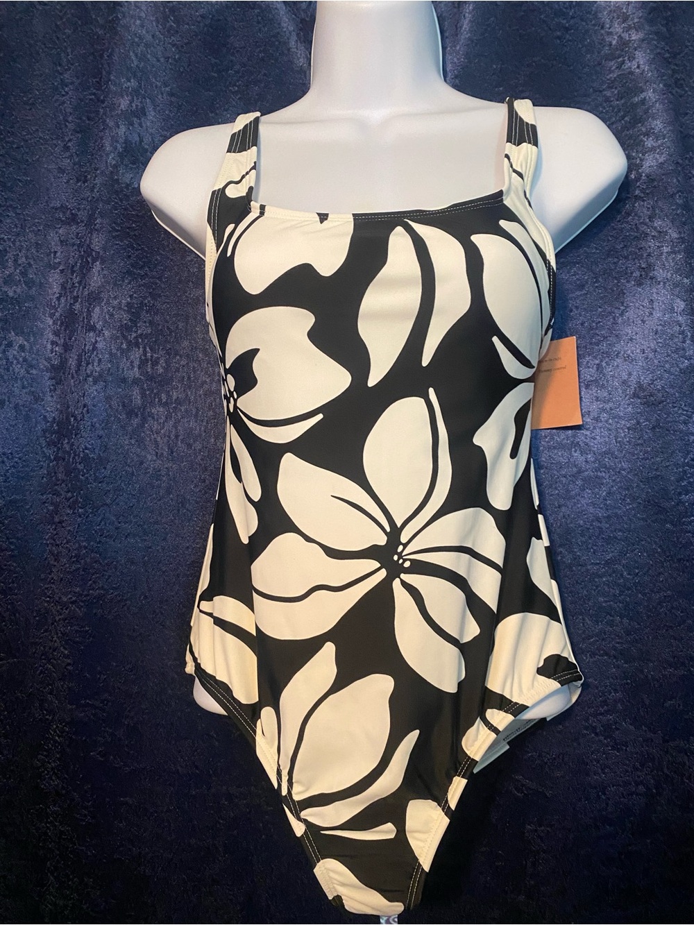 Women’s Shade & Shore Floral One-Piece Swimsuit Black & Off White Size XS 0-2